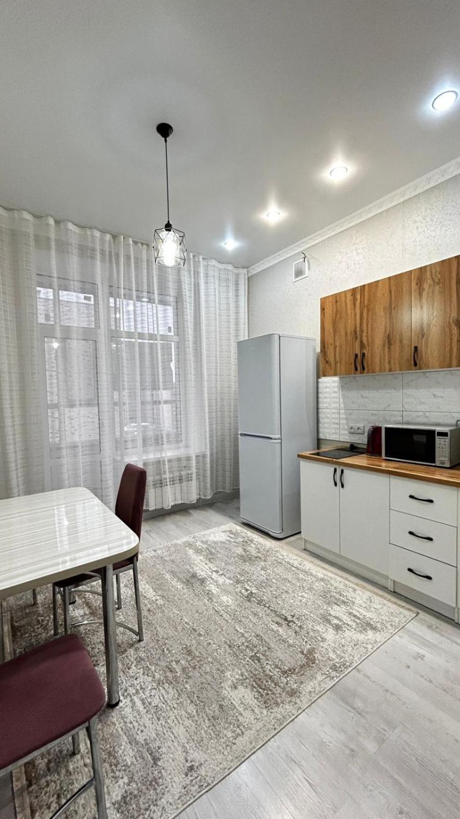 Apartment посуточная квартира! аркада 37 Taldykol